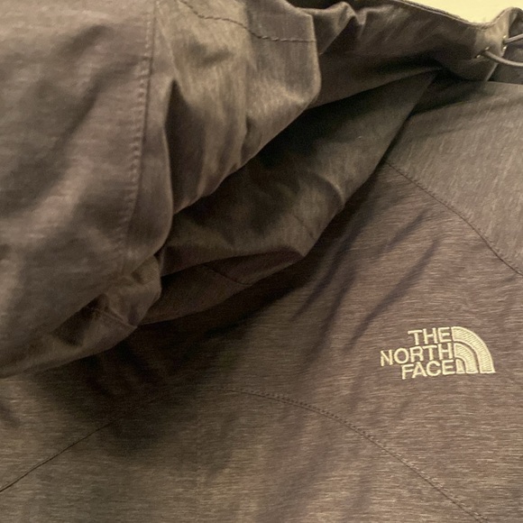 The North Face Hyvent womens ski jacket - Picture 7 of 7